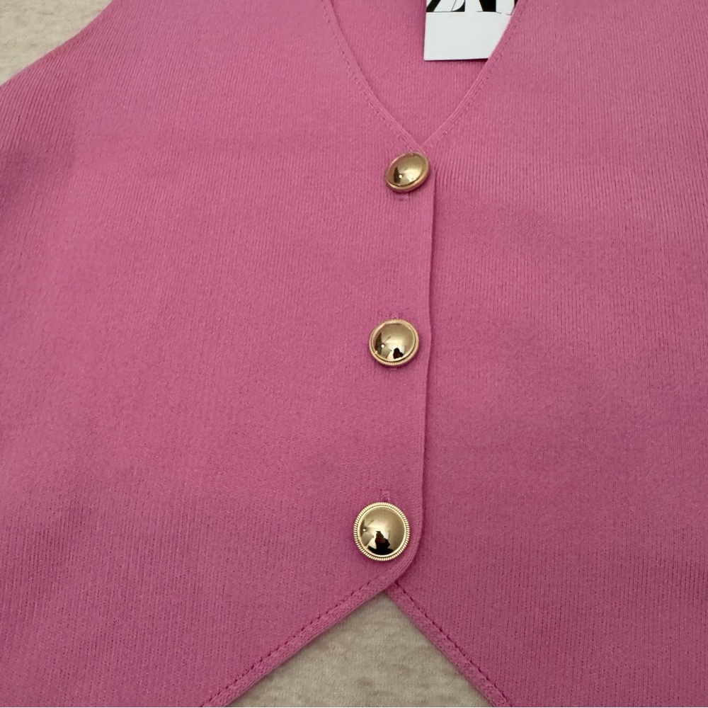 NWT Zara Women’s Size S US Pink Polyester Gold-Button Casual Vest - Picture 3 of 9